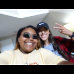 Meet your Posher, Jonelle